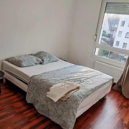 Au Centre ستراسبورغ